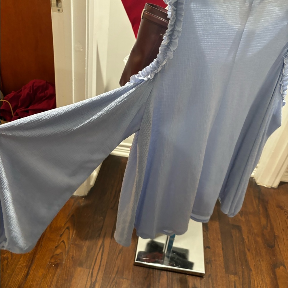 LC Lauren Conrad Sky Blue Top